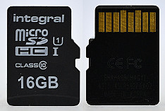Secure_Digital_(microSD)